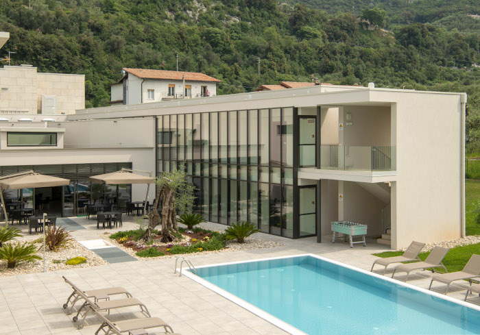 RESIDENCE MALCESINE Active & Family – Lago di Garda - Piscina e Bar
